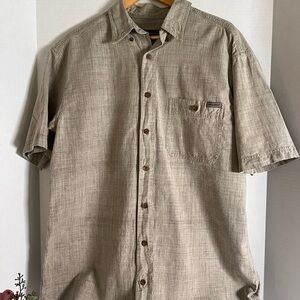 Vintage Woolrich Men's Tan Textured Button Down Shirt - Sz LT